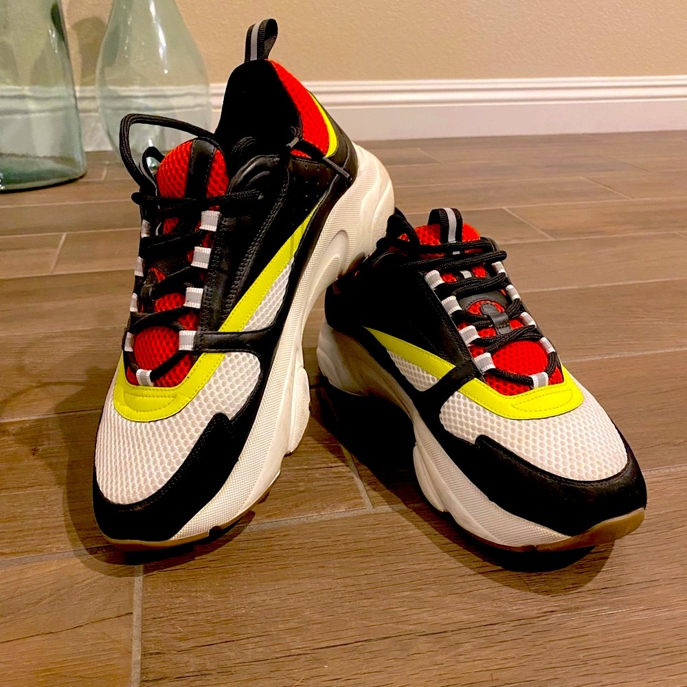 Dior B22 Black Technical Mesh and Calfskin. 100 percent Authentic
